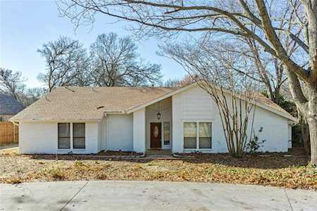 313 Meadowcreek Road Coppell, TX 75019