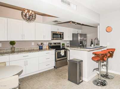 4554 E Paradise Village Parkway #211 Phoenix, AZ 85032