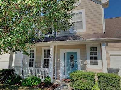 8232 Rolling Meadows Ln Huntersville, NC 28078