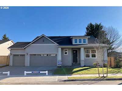 205 NW 116th St Vancouver, WA 98685