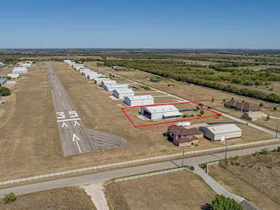 15607 Cessna Road Justin, TX 76247