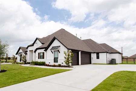 1402 Oliver Creek Justin, TX 76247