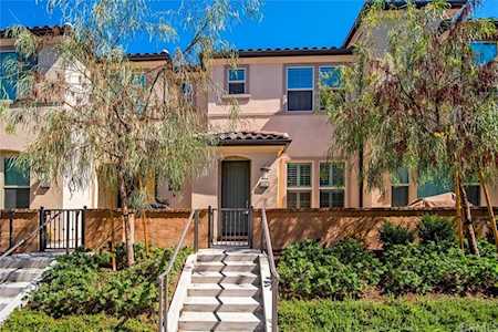 66 Savannah Lake Forest, CA 92630