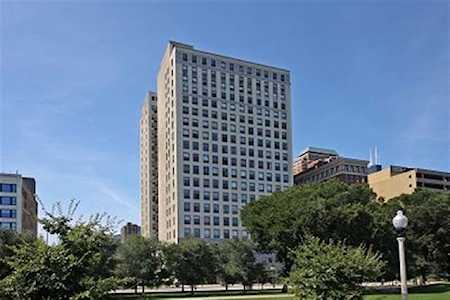 910 S Michigan Ave #1404 Chicago, IL 60605