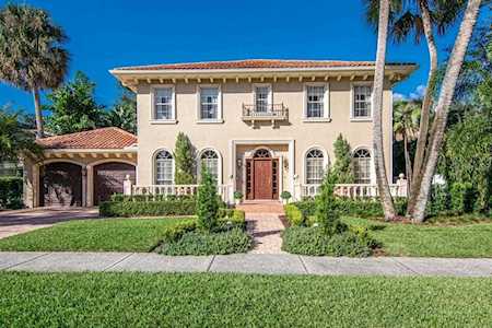 4553 W Swann Avenue Tampa, FL 33609
