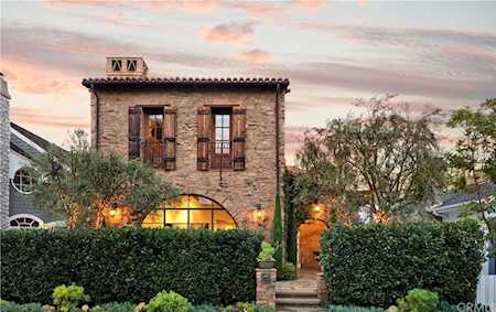2591 Vista Drive Newport Beach, CA 92663