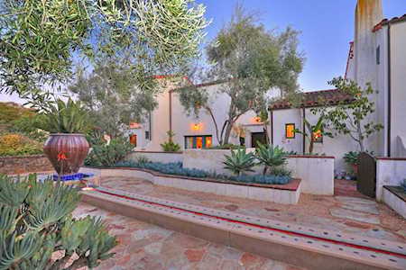 1011 Rinconada Rd #G Santa Barbara, CA 93101