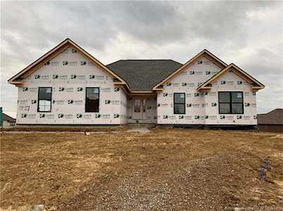 1839 Hazeltine Way Henryville, IN 47126