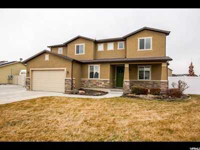 2276 W Shorebird Cir Farmington, UT 84025