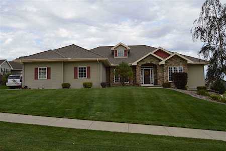 2819 Blue Bird Dr Portage, WI 53901