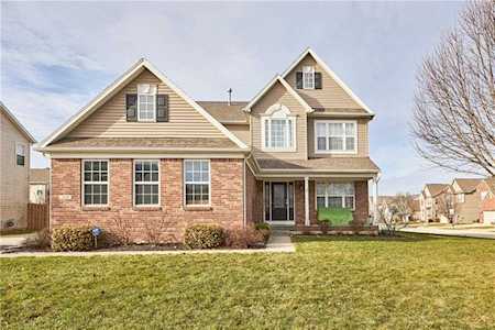 7820 Parkdale Drive Zionsville, IN 46077