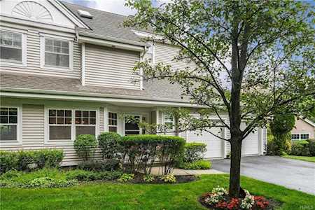 53 Winding Ridge Rd Greenburgh, NY 10603