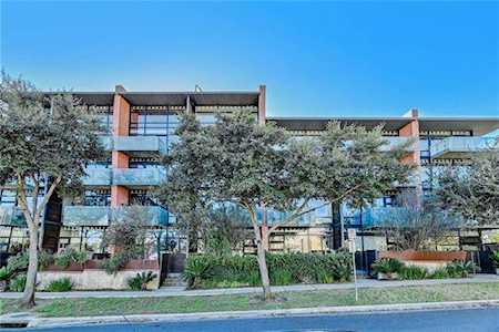 1401 Eva St #301 Austin, TX 78704