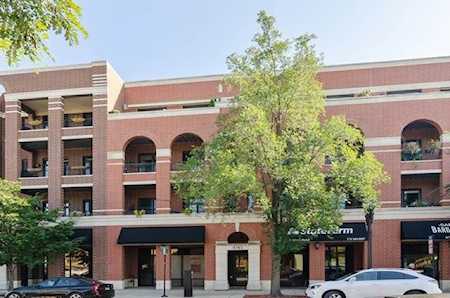 4743 N Clark St #3S Chicago, IL 60640