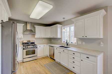 804 Chickadee Dr Cambridge, WI 53523