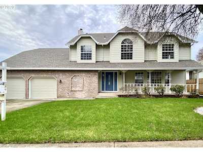 8912 NE 28th Ave Vancouver, WA 98665