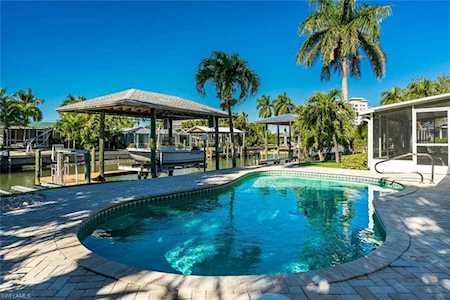 151 Estrellita Dr Fort Myers Beach, FL 33931