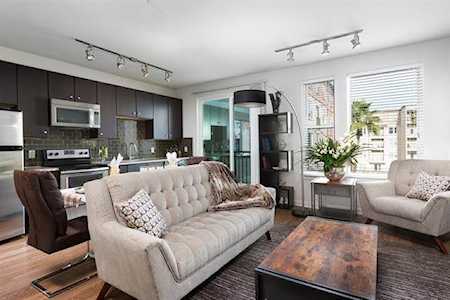 1900 Barton Springs Rd #3011 Austin, TX 78704