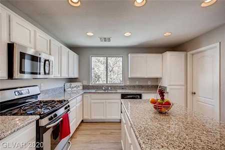 6992 Canary Ivy Way Las Vegas, NV 89156