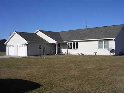 412 W Tanya Avenue Avenue North Webster, IN 46555
