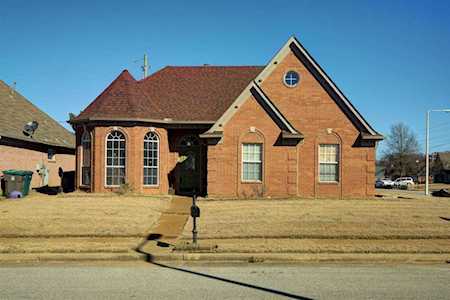 424 Bruins Trce Memphis, TN 38018