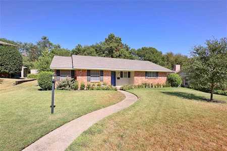 9915 Windlake Circle Dallas, TX 75238