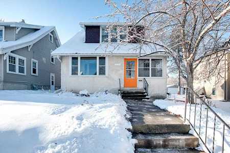 819 Smith Avenue S Saint Paul, MN 55107