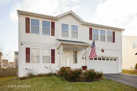 1718 Stonegate Dr Montgomery, IL 60538