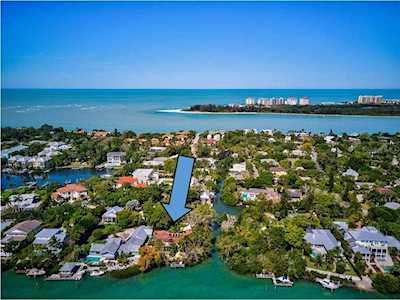 3955 Roberts Point Road Sarasota, FL 34242