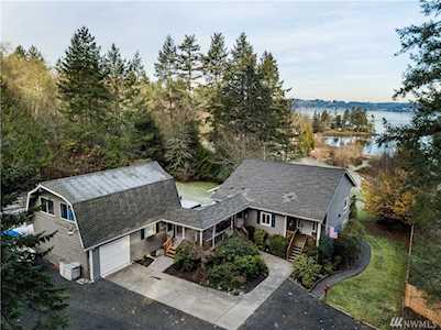 1267 Mowitsh Dr Fox Island, WA 98333