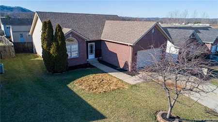 13238 Sunnybrook Dr Memphis, IN 47143