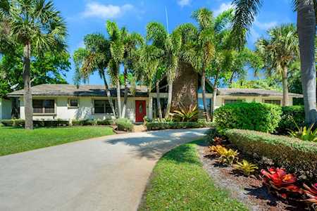 5053 Beechwood Road Delray Beach, FL 33484