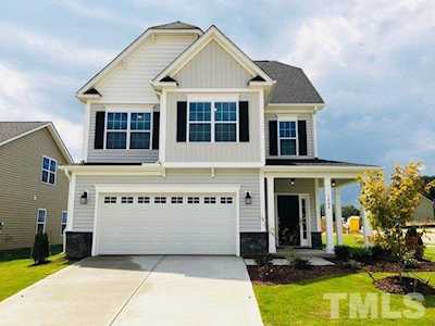 1110 Clearwood Lane Fuquay Varina, NC 27526