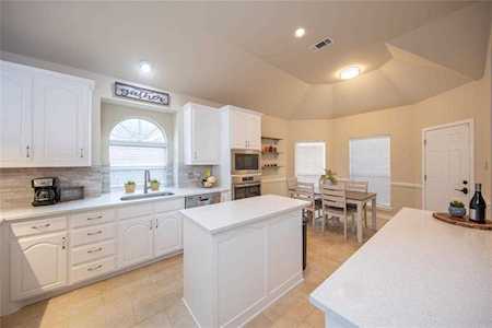 8409 Lighthouse Drive Rowlett, TX 75089