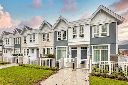 2132 St Johns Street Port Moody, BC V3H 0J5