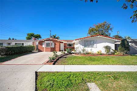 2263 Avalon Street Costa Mesa, CA 92626