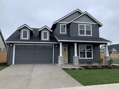 1277 S Walnut St #Lot22 Canby, OR 97013
