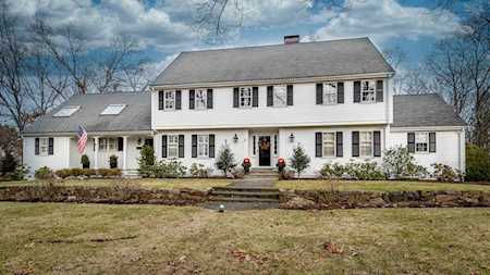 11 Appian Dr Wellesley, MA 02481
