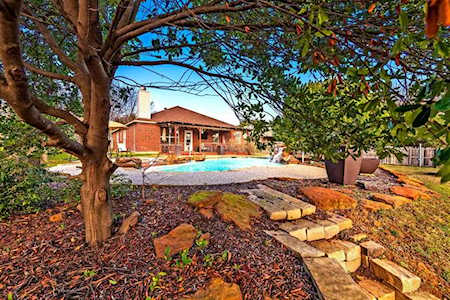 3202 Mulholland Road Corinth, TX 76210