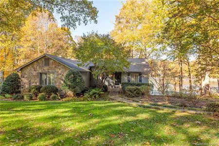 15827 Pineknoll Ln Huntersville, NC 28078