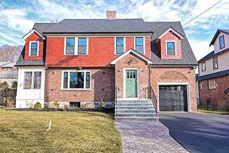 17 Venner Rd Arlington, MA 02476