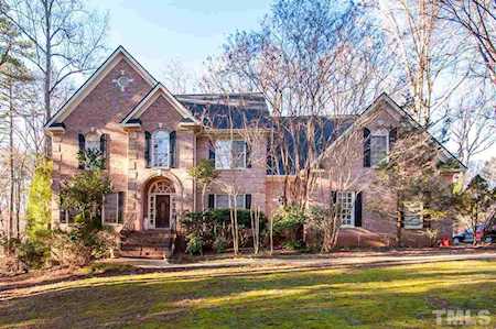 4901 Cremshaw Court Raleigh, NC 27614