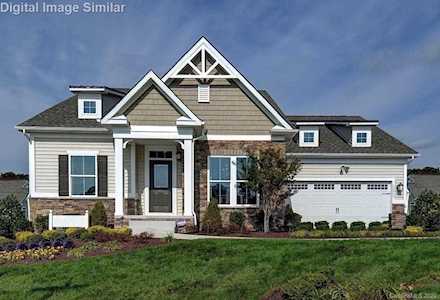 12535 Es Draper Dr Huntersville, NC 28078