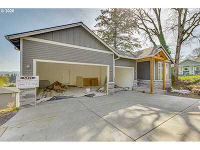 1330 N Blodgett Ct Washougal, WA 98671