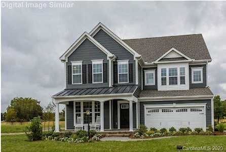 12531 Es Draper Dr Huntersville, NC 28078