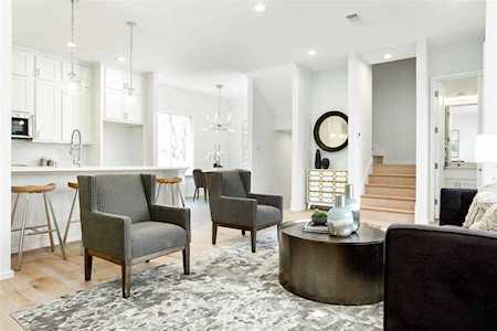 5923 Hudson Street #102 Dallas, TX 75206