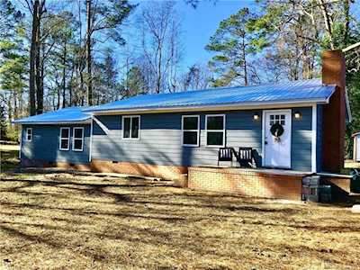 5005 S River School Rd Wade, NC 28395