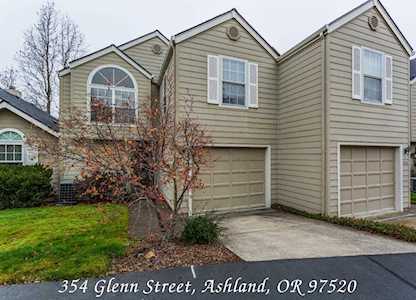 354 Glenn St Ashland, OR 97520