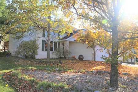 704 Summer Lane Eagan, MN 55123