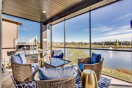 518 High Park Court NW High River, AB T1V 0A4